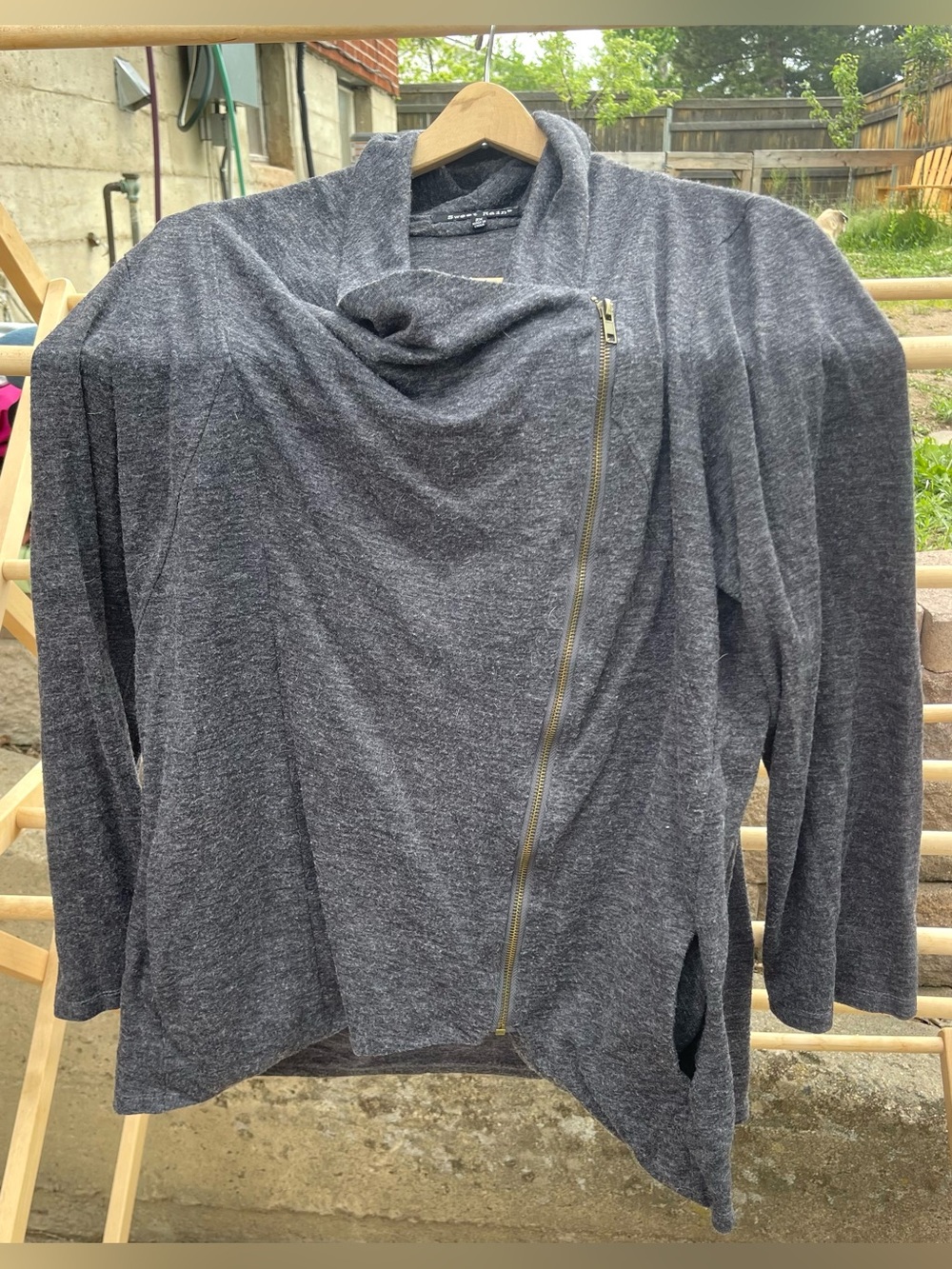 ModCloth Asymmetrical Zip Jacket. Color Charcoal Heather. Size 2X.